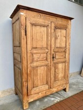 Armadio Rustico di Montagna in