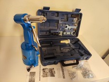 Rivettatrice aria compressa