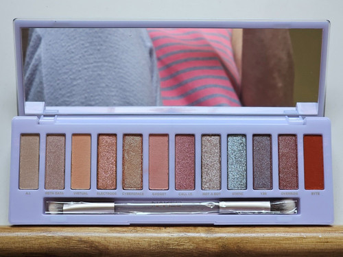 Urban decay naked cyber - decay,