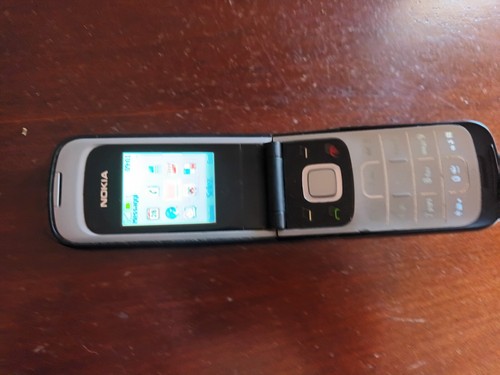 Cellulare nokia 2720 con - cellulare,