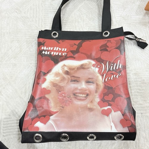 Marilyn monroe with love - monroe,