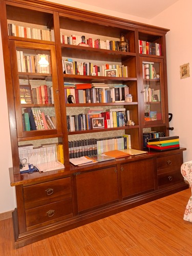 Mobile libreria con cassetti