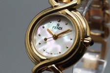 *Near MINT* FENDI 700L Orologi