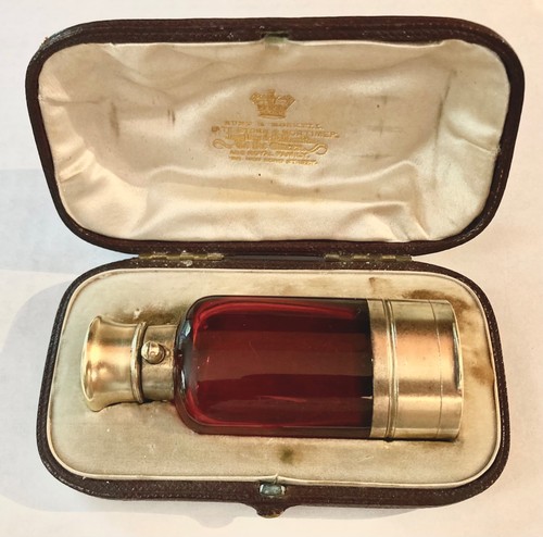 Bottiglia profumo sampson - di,