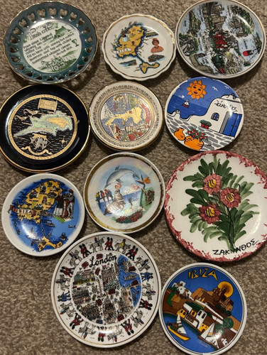 Small travel souvenir plates - small,