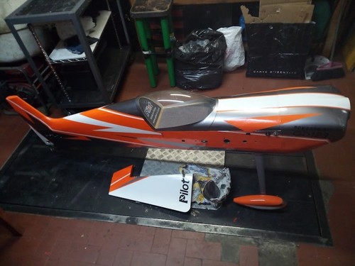 Aereo modellismo pilot extra - aereo,