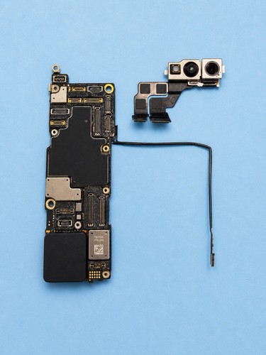 Apple iphone pro - apple,