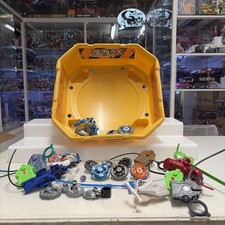 Hasbro BEYBLADE BURST +  Metal
