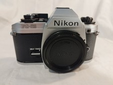 Nikon FG-20 SLR con leva di