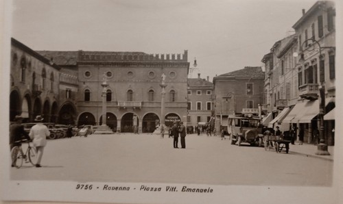 Ravenna fotog piazza - , fotog.