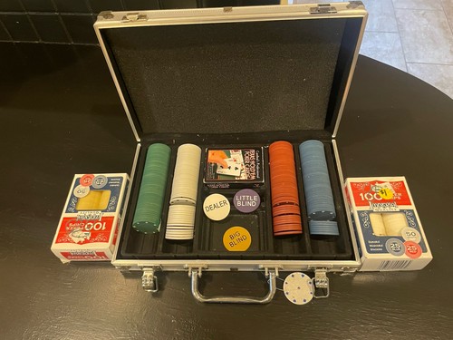 Cardinal texas hold em - cardinal's, hold'em