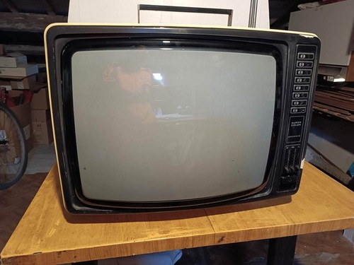 Grundig super color - grundig, 1820