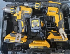 Kit Dewalt DCF620 e DCD790