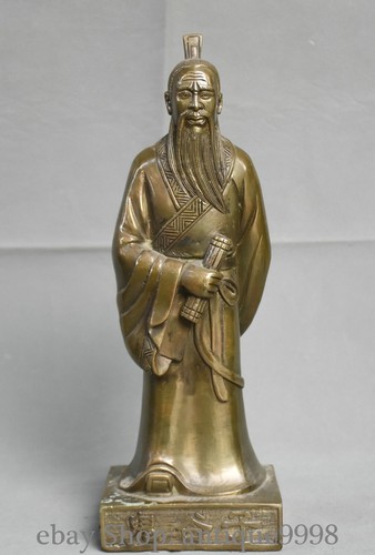 Statua libro personaggio