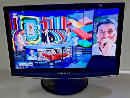 Samsung 933hd 1360 - 19’’,