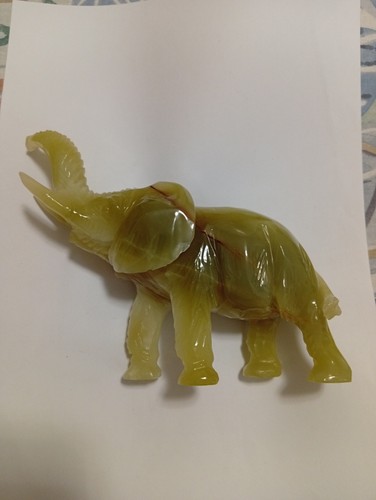 Elefante giada - elefante, in