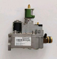 VALVOLA GAS  HONEYWELL VR4605NA2007 VR4605N A2007 FER FERROLI 39802640 USATA