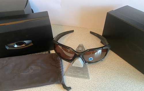 Nuovi occhiali sole oakley - nuovi,