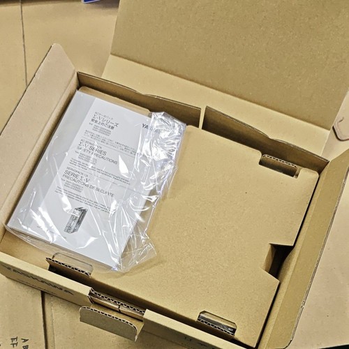 Yaskawa sgdv 2r8a21a servo - yaskawa,