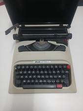 Macchina da Scrivere  Olivetti