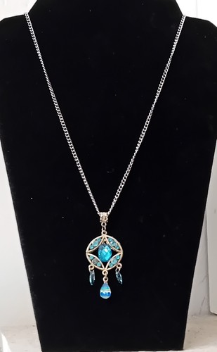 Collana con ciondolo - collana,