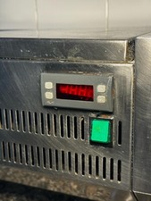 porta condimenti pizza 2m di lunghezza ottime condizioni 