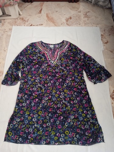 Copricostume blu floreale