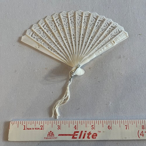 Antico ventilatore mano - antico, a
