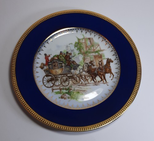 Old porcelain plate - , roy