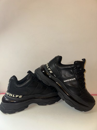 Naked wolfe sporty - wolfe,