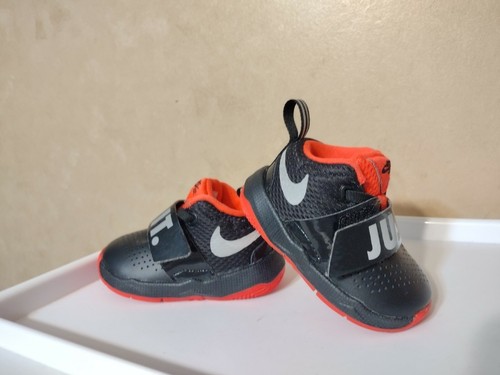 Scarpe nike team hustle - nike,
