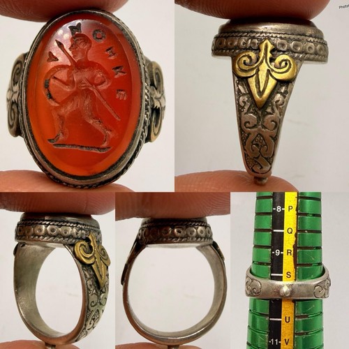 Anello antico romano corniola