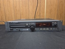 TASCAM CD-RW2000 Professional