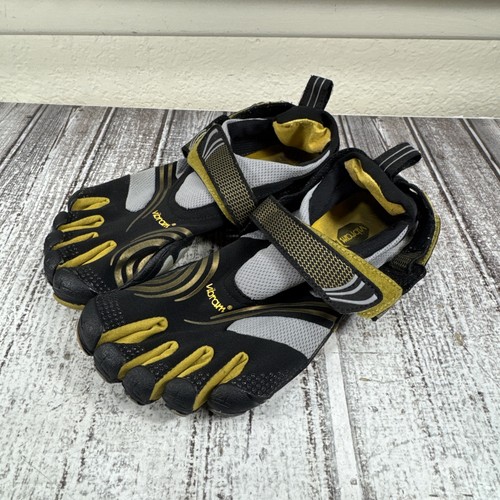 Scarpe sportive piedi nudi - a,