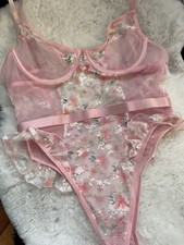 Body In Tulle E Pizzo