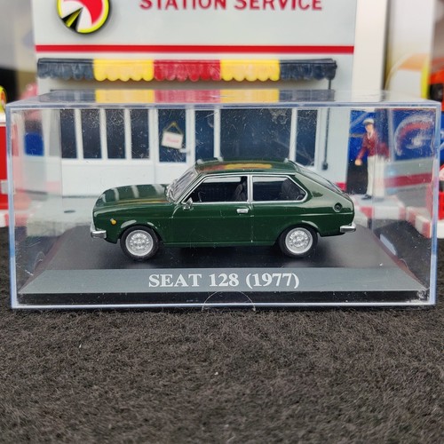 Auto seat 128 1977 - 1977, 1:43
