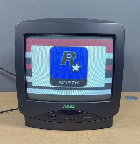 Retro gaming crt - retro, akai