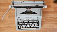 Macchina da scriveres HERMES