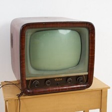 TV VEGA 1617