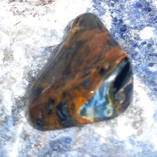 Pietersite piccola ma fine