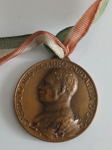 Medaglia capitano tito acerbo - capitano,