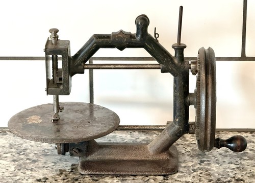Macchina cucire ghisa - macchina,
