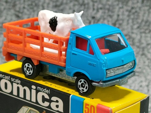 Camion black box tomica - camion,