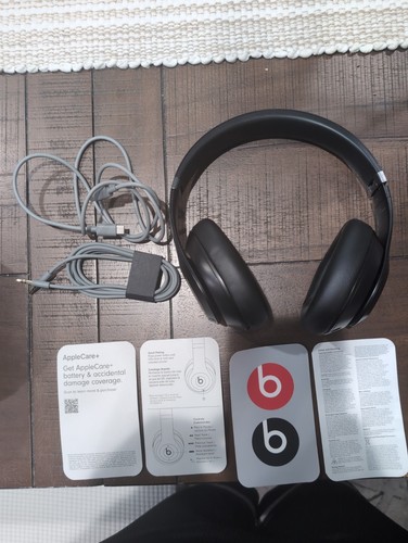 Beats studio pro a2924 - beats,