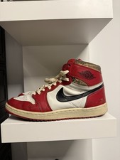 Nike Air Jordan 1 High Chicago