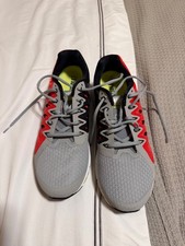 Nike Uomo Vomero 9, Rosso