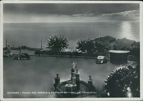 Ah692 cartolina cetraro piazza - ah692,