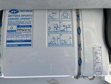 Zattera di salvataggio Oltre le 12 Miglia 4 post - da Revisionare , Eurovinil