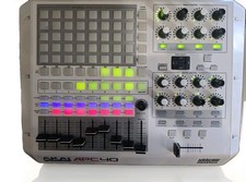 AKAI APC40 GLACIER WHITE