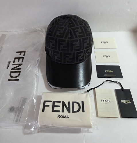 Nwot fendi logo baseball - nwot,